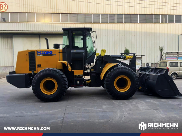 Argentina - 8 Units LUTONG LTD1604-4 & 3 LTX2004 Farm Tractors & 3 XCMG ZL50GN Wheel Loaders & 1 GR215 Motor Grader & 1 SANY SY205C-S Crawler Excavator