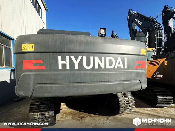 Algeria  - 1 HYUNDAI HX340HD Crawler Excavator