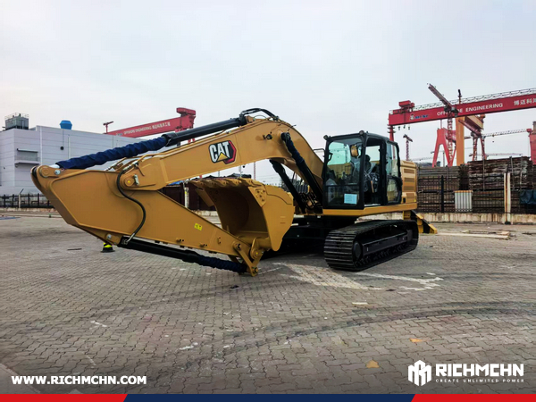 Chile - 2 Units CAT 326GC Crawler Excavators