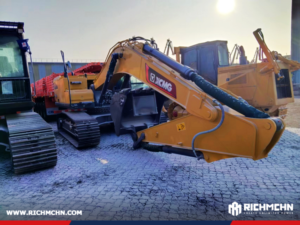 Liberia - 1 Unit XCMG XE215C Crawler Excavator