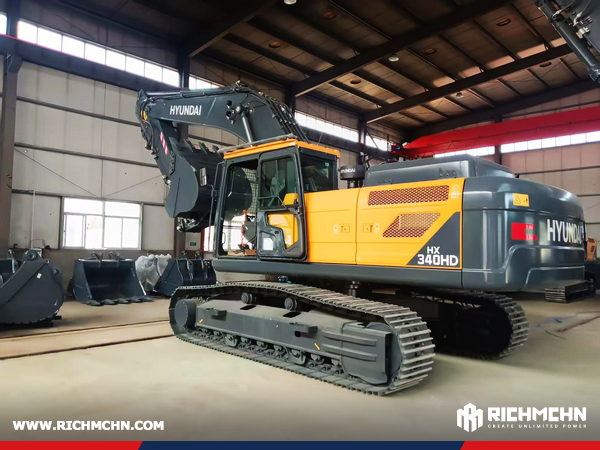 Algeria - 2 Units HYUNDAI HX340HD Crawler Excavators