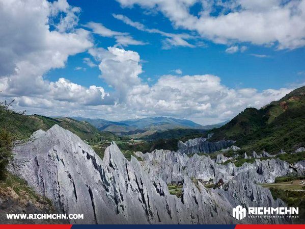 RICHMCHN Journey to Western Sichuan: Chasing Dreams and Moving Forward Together