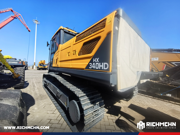 Algeria - 1 Unit HYUNDAI HX340HD Crawler Excavator