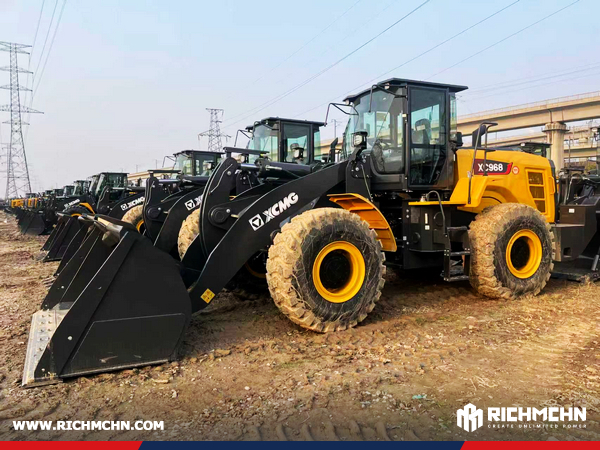 Serbia - 1 Unit XCMG XE200GA Excavator & 1 XE968 Wheel Loader